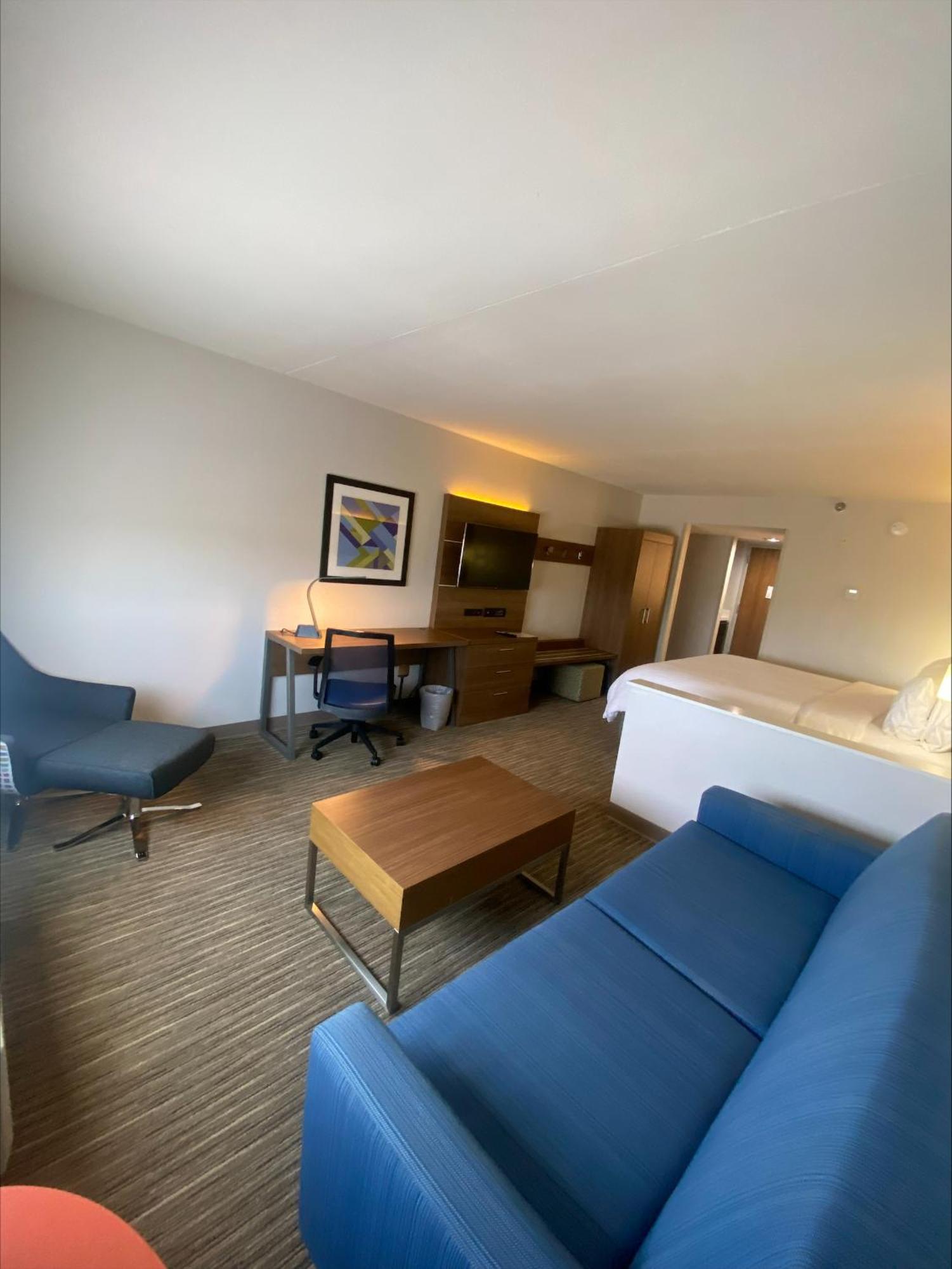 Holiday Inn Express Hotel And Suites Mesquite By Ihg Exterior foto