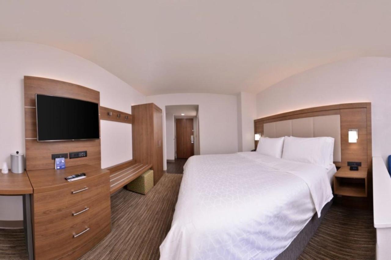 Holiday Inn Express Hotel And Suites Mesquite By Ihg Exterior foto